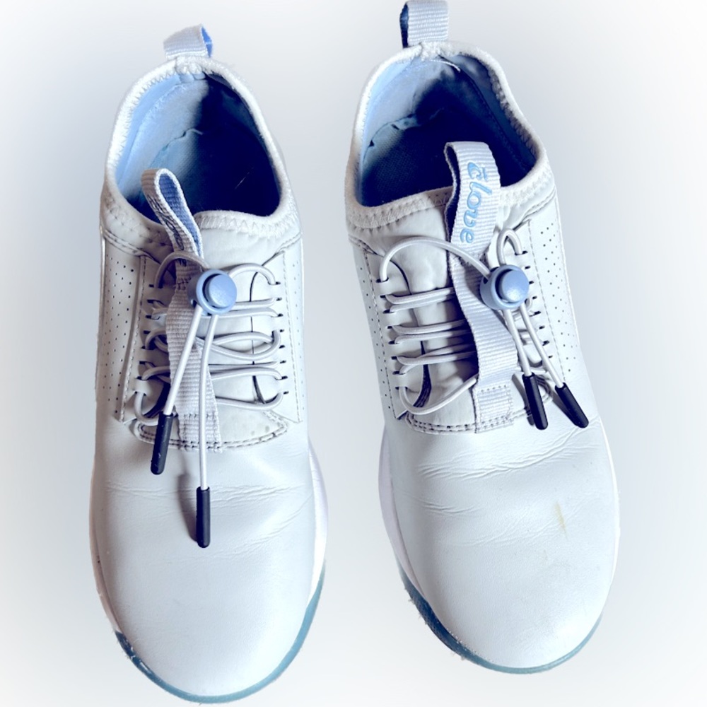 Clove Nursing shoes size 7